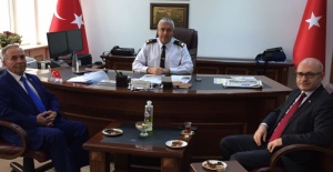 Manisa Trabzonlular Derneği'nden İl Jandarma Komutanlığına Taziye Ziyareti