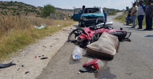 Otomobil İle Motosiklet Kafa Kafaya Çarpıştı 1 Ağır Yaralı!