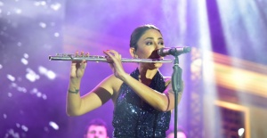 Melek Mosso’dan muhteşem konser