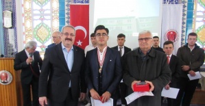 Genç Hatipler Salihli’de yarıştı
