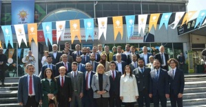 Manisa AK Parti’de temayül yoklaması yapıldı