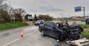 Manisa’da tır ile otomobil kafa kafaya çarpıştı: 1 ölü