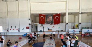 Salihli’de çocuklar ve gençler, Floor Curling ile tanışacak