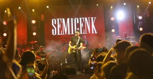 Semicenk Manisa’yı salladı