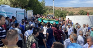 Kazada hayatını kaybeden iki liseli toprağa verildi