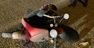 Önce park halindeki araca, sonra elektrikli motosiklete çarptı: 1 ölü