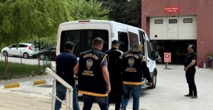 Manisa’da aranan şahıslara eş zamanlı operasyon: 16 tutuklama