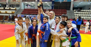YUNUSEMRE'NİN SÜPER MİNİK JUDOCULARI MANİSA'YI GURURLANDIRDI