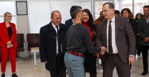 BAŞKAN BALABAN, ÖZEL ÖĞRENCİLERİN YENİ YILINI KUTLADI