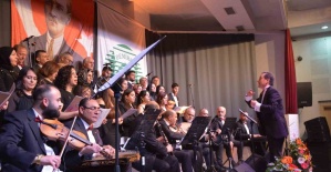 Demirci’de Türk Sanat Müziği korosundan muhteşem konser