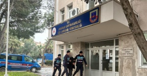Kendilerini MİT mensubu olarak tanıtan dolandırıcılara jandarmadan operasyon: 5 gözaltı