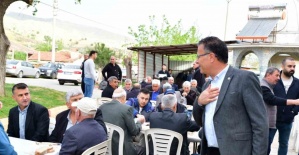 Alaşehir’de Başkan Öküzcüoğlu ve muhtar küskün aileleri barıştırdı