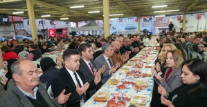 Büyükşehir Belediyesinden Kırkağaç’ta iftar sofrası