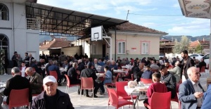 Mahalleli geleneksel bayram yemeğinde buluştu