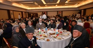 Manisa Büyükşehir son iftarda şehit aileleri ve gazileri ağırladı