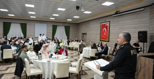 Manisa Emniyet Müdürü Fahri Aktaş, şehit yakın ve gazi alilerini iftarda ağırladı