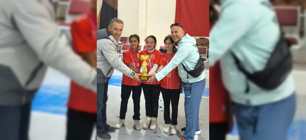 Salihlili öğrenciler, Floor Curling’de birinci oldu