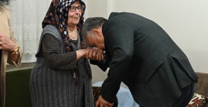 Şehit alilerine bayram ziyareti