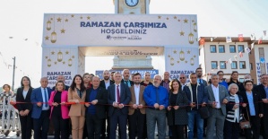 Yunusemre’de Ramazan Çarşısı kuruldu