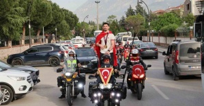 Avrupa şampiyonu Kerem Kamal’a Manisa’da coşkulu karşılama