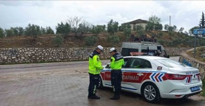Bayram trafiğinde denetimler hız kesmiyor