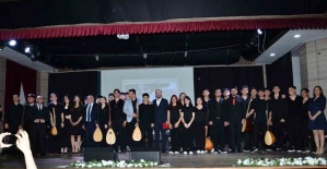Güzel Sanatlar Lisesi öğretmen ve öğrencilerinden Neşet Ertaş konseri