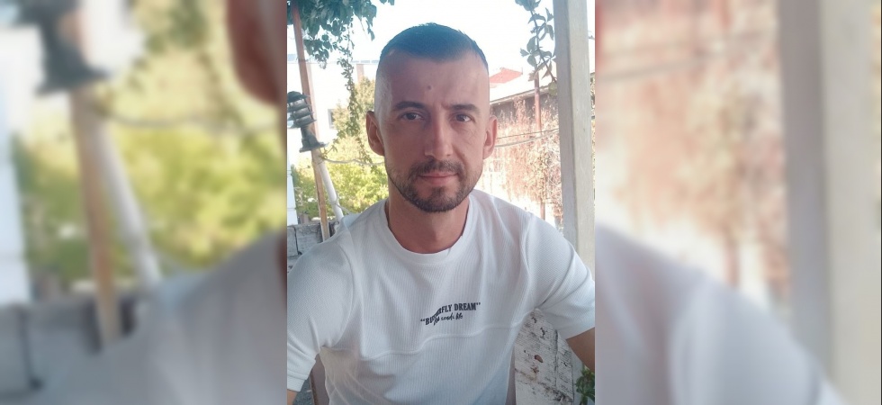 Husumetli olduğu oğlunu vurarak öldürdü