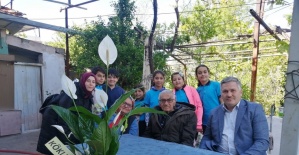 Köklerden geleceği projesinde emekli öğretmenlerle buluştular