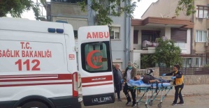 Manisa’da iskeleden düşen işçi ölümden döndü