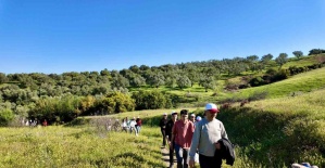 Öğrenciler Sardes Antik Kenti çevresinde doğa yürüyüşü yaptı