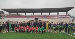 Sarıgöl’de okullar arası futbol ve voleybol turnuvası başladı
