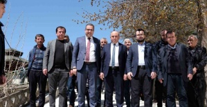 Sarıgöl’de vatandaşlar yağmur duasına çıktı