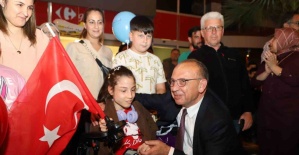Turgutlu’da 23 Nisan "Çocuk Şenliği ve Ulusal Egemenlik Korteji" ile kutlandı