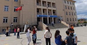 b3 farklı ilden öğrenciler huzurlu.../b