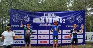 Akhisarlı bisikletçiler Ankara’da zirvede yer aldı