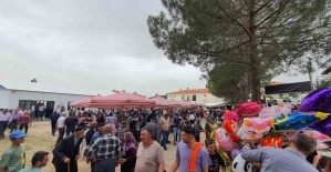 Demirci’de geleneksel yağmur duası ve hayır yemeğine yoğun katılım