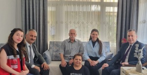 Kaymakam Kapankaya’dan engelli çifte anlamlı ziyaret