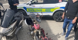Kula’da otomobil ile motosiklet çarpıştı: 1 yaralı