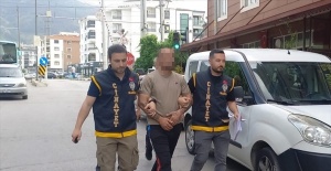 Manisa’da 13 araca zarar veren şüpheli yakalandı