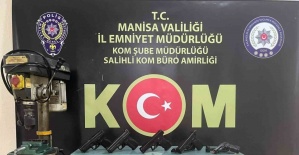 Manisa’da ruhsatsız silah operasyonu