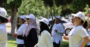 bManisada quot;Sporla Güçlü Kadınlarquot;.../b