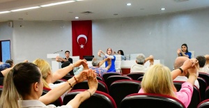 MCBÜ personeline uygulamalı ofis egzersizleri semineri verildi