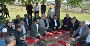 Mücahit Arınç, Demirci’de mahalle hayırlarına katıldı