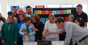Özel öğrencilerin velilerine fiziksel sağlık ve beslenme semineri
