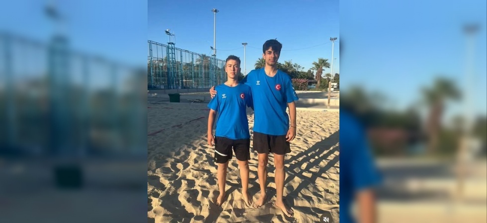 Salihli, Hentbol Milli Takımına 2 sporcu gönderdi