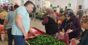 Emcelli Biberleri bayram sofralarının vazgeçilmezi oldu