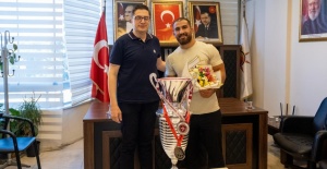 bAkhisarın Gururu Feyzullah Aktürk,.../b