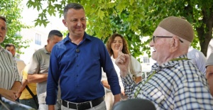 Başkan Kayserili, Ulucami Mahallesi’nde Kahvaltı Programında Vatandaşlarla Buluştu