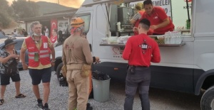 Türk Kızılay'ın orman yangınlarıyla mücadeleye desteği sürüyor