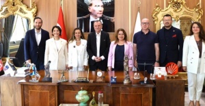 bBaşkan Balaban, CHP milletvekillerini.../b